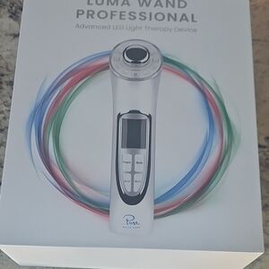 Luma Wand Professional LED Light Therapy Device - White